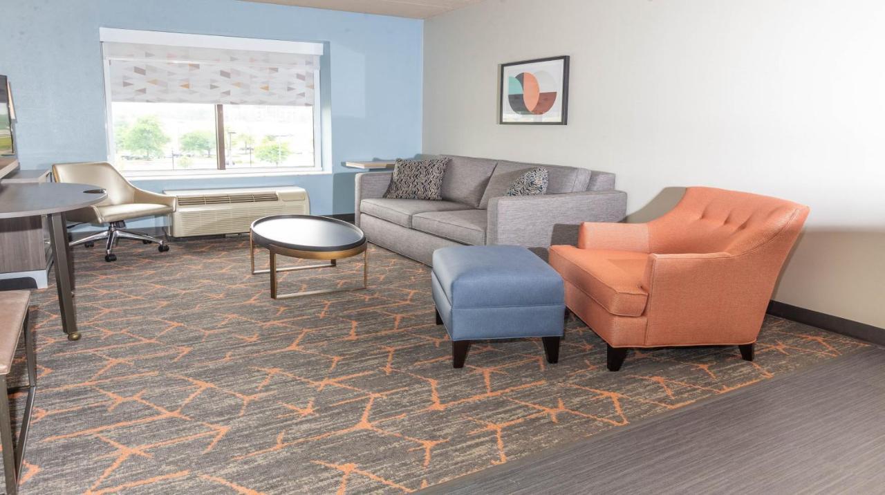 Holiday Inn Cleveland - South Independence By Ihg Kültér fotó