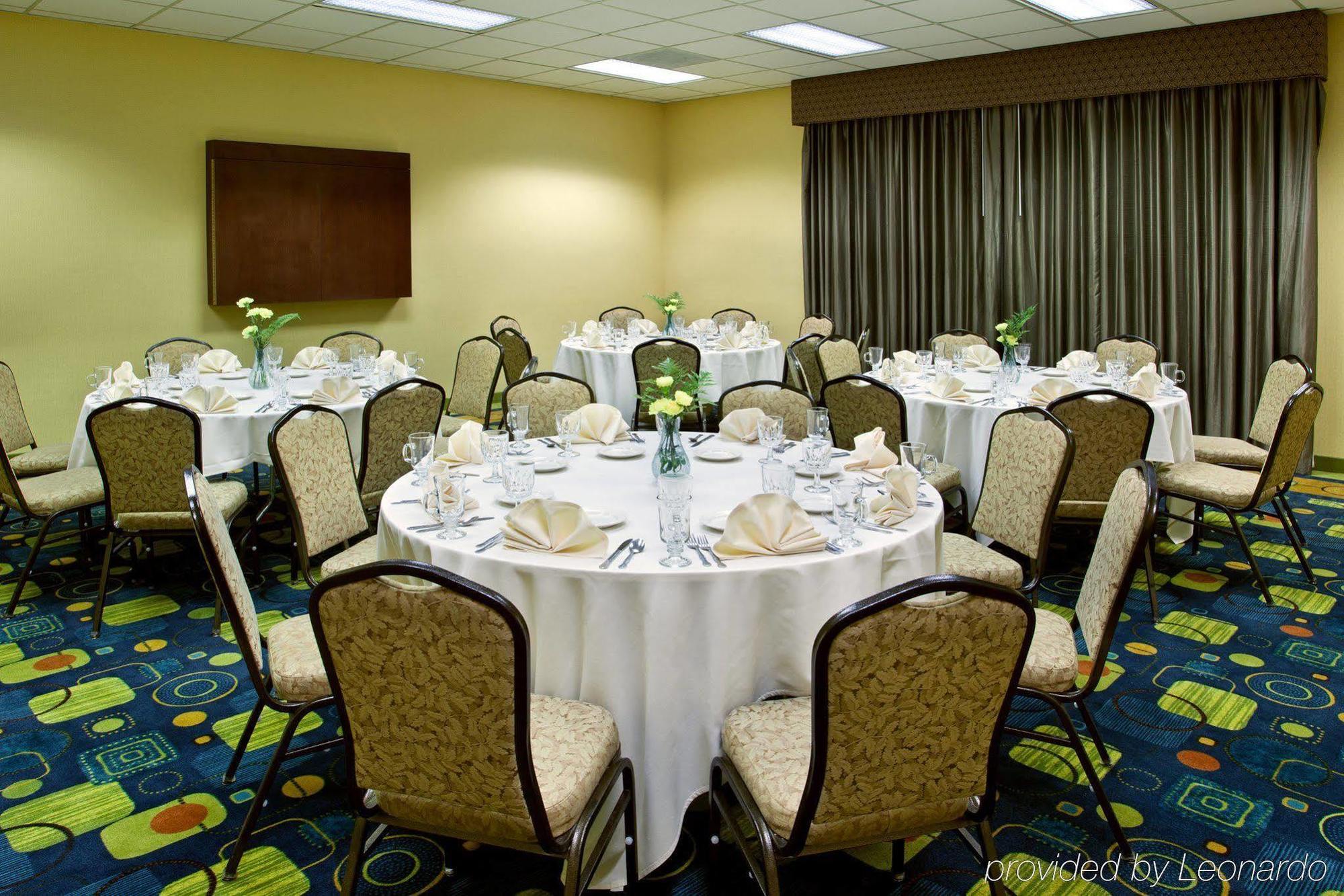 Holiday Inn Cleveland - South Independence By Ihg Kültér fotó